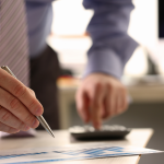 Asesoría Financiera y Tributaria